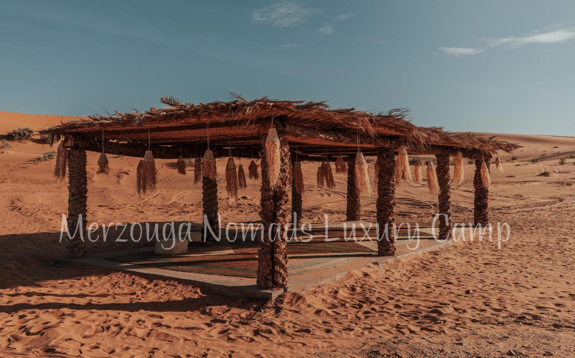 Merzouga Nomads Luxury Camp Bagian luar foto