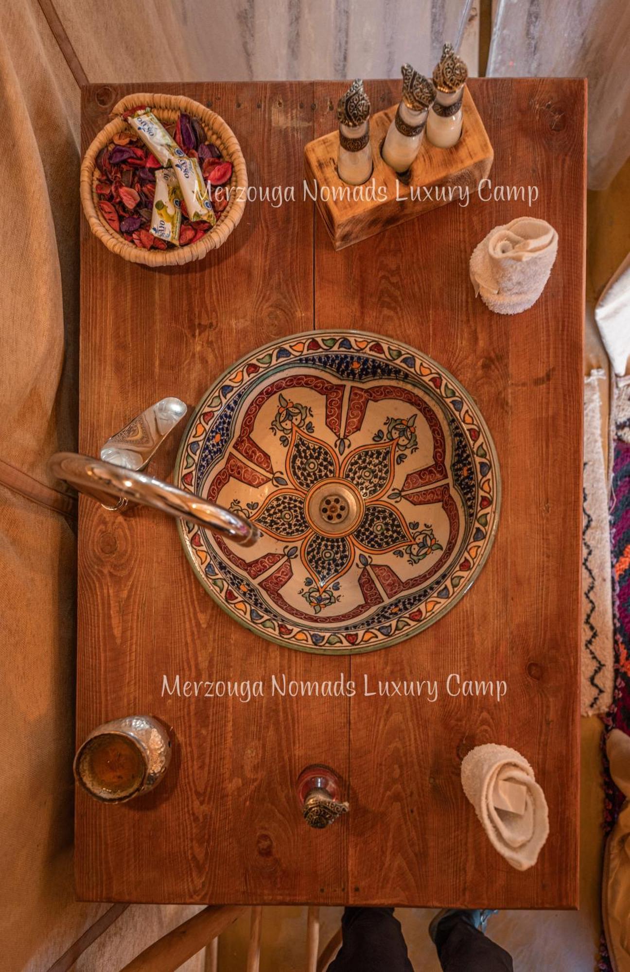 Merzouga Nomads Luxury Camp Bagian luar foto