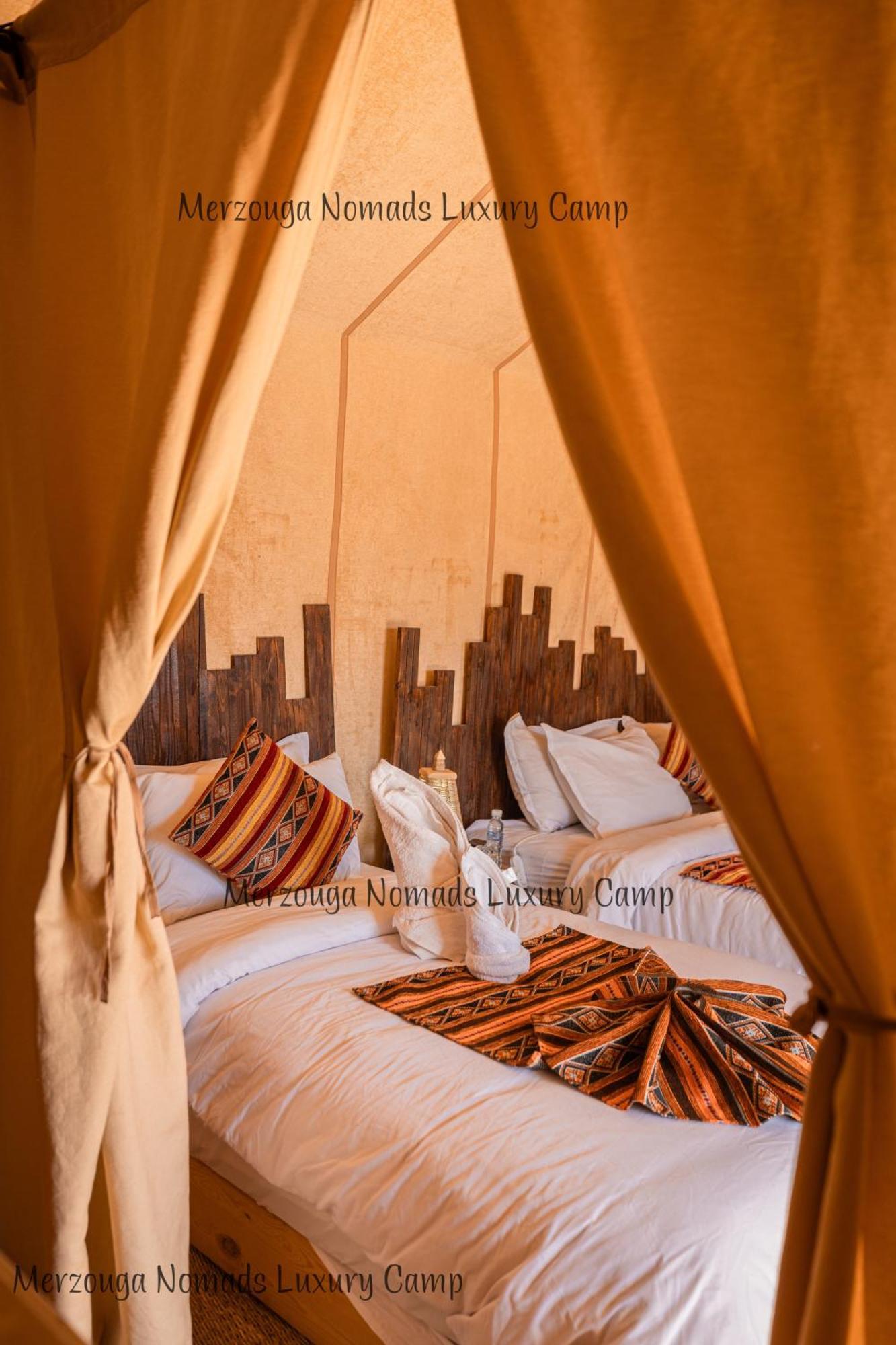 Merzouga Nomads Luxury Camp Bagian luar foto