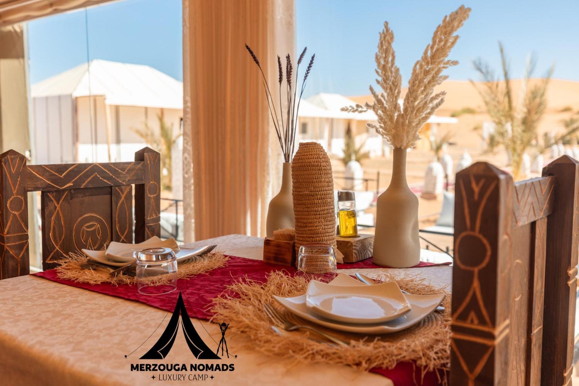 Merzouga Nomads Luxury Camp Bagian luar foto