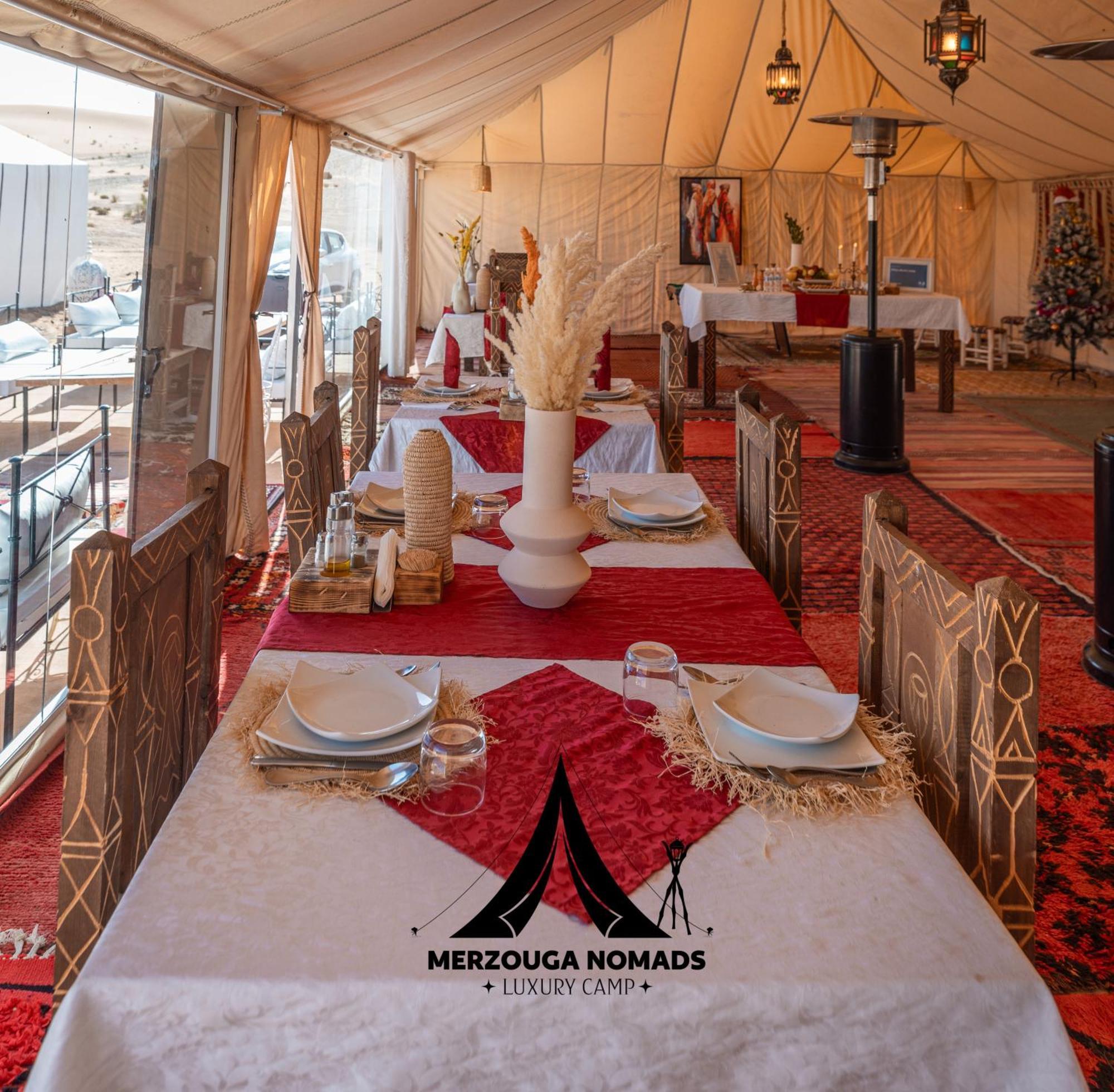 Merzouga Nomads Luxury Camp Bagian luar foto